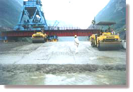 RCC Slope-layer Placement