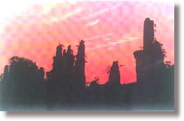 Zhangjiajie is bathed in the glow of the setting sun