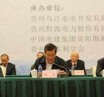 杨昆.JPG