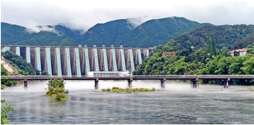 79 淠史杭灌区的兴建，提高了灌区的耕地率、水田率，粮食产量大幅提高，改变了因缺水而造成的贫困面貌。视觉中国